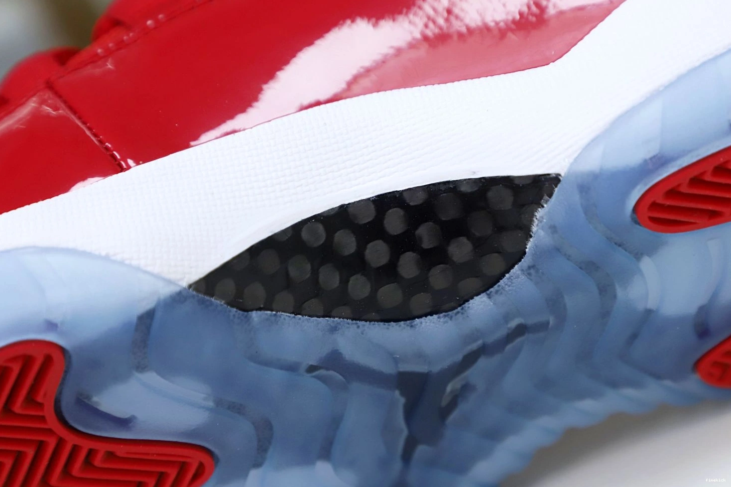 11 RETRO 378037-623 LIKE 96 JORDAN WIN 0812